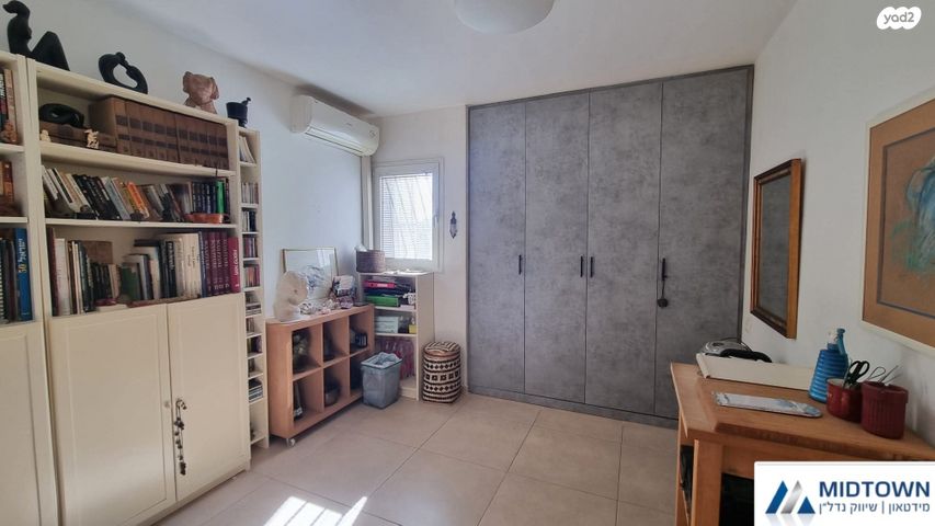 דירה, בר אילן 13, כפר סבא