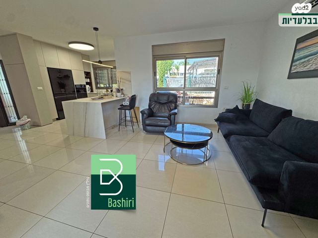 בית פרטי/ קוטג', 8677, כפר הנשיא, כפר הנשיא