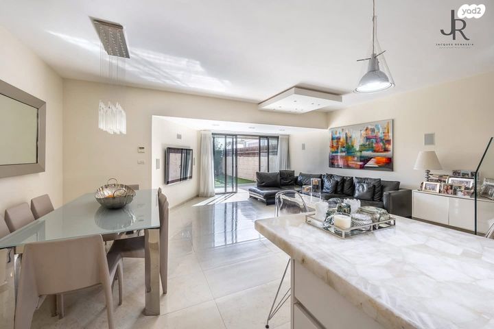 בית פרטי/ קוטג', ברכה צפירה, רמת שרת, ירושלים