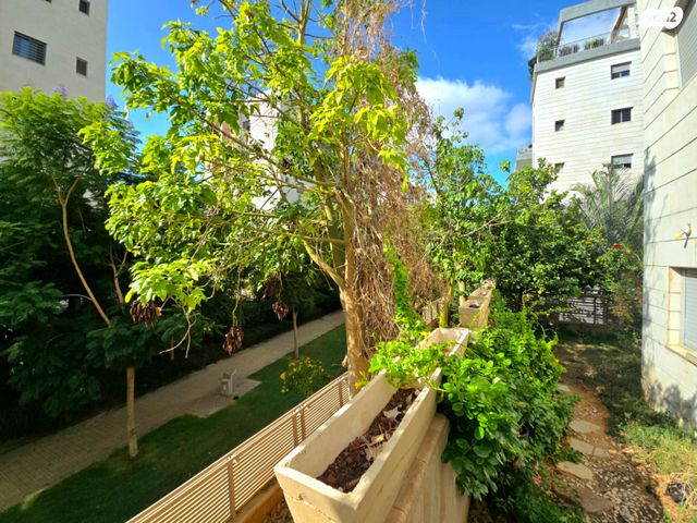 דירת גן, ע. הלל 12, נווה זמר, רעננה