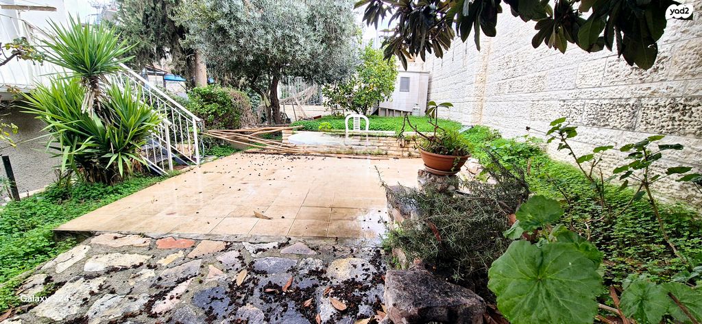 ארתור הנטקה 