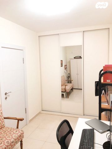 דירה, עטרות, תל יהודה, רמת גן