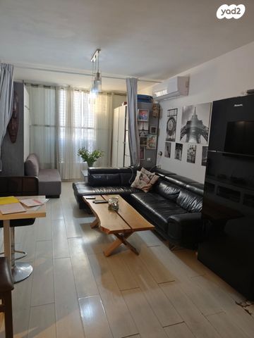 שמואל שרירא 7