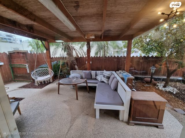 דירת גן, מגדל העמק