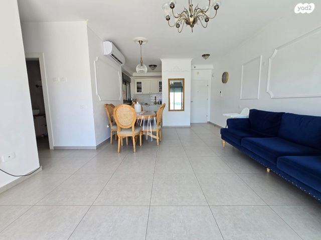 דירה, ז'בוטינסקי, יצחק שדה, אזור