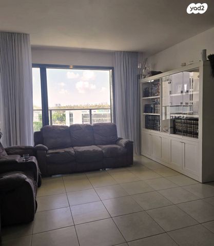 דירה, בעל התניא, בעל התניא, לוד