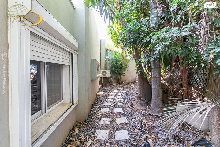 דו משפחתי, פרנק פלג, הוד הכרמל, דניה, חיפה