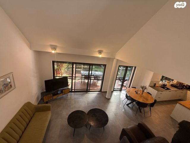 דו משפחתי, אדיר, רעות, מודיעין מכבים רעות