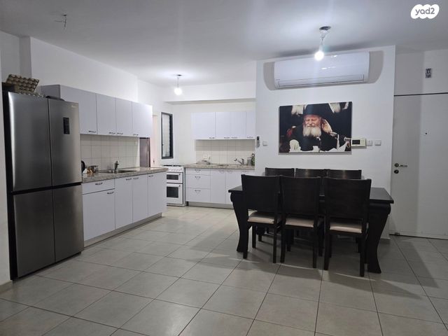 דירה, בעל התניא, בעל התניא, לוד