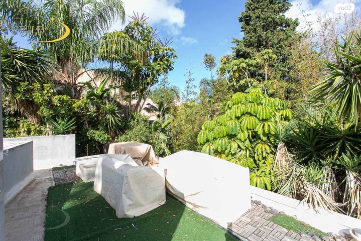 דו משפחתי, פרנק פלג, הוד הכרמל, דניה, חיפה