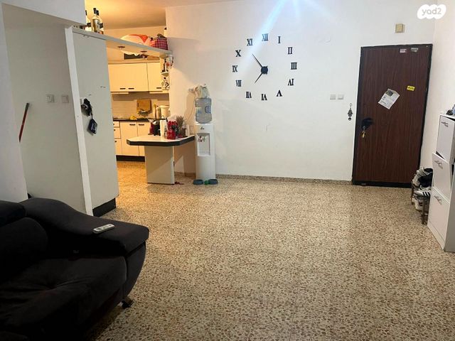 דירה, ציזלינג, קרית חיים מזרחית, חיפה