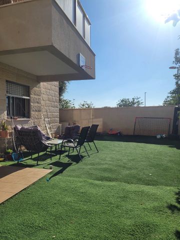 דירת גן, החורש, חריש