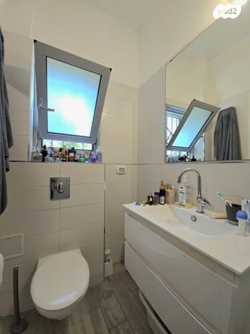 דירת גן, ע. הלל 12, נווה זמר, רעננה