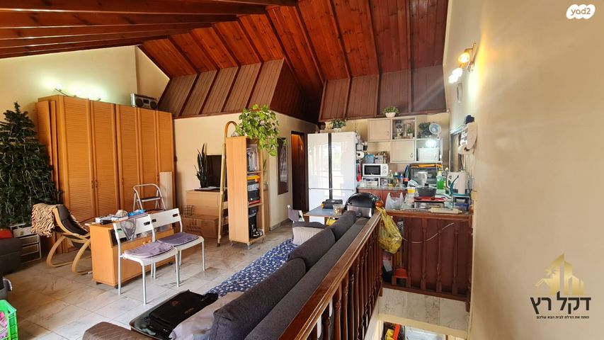 דופלקס, קיבוץ גלויות, עכו