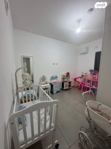 דירה, כרמי הנדיב, אחוזת רוטנר, קרית מלאכי