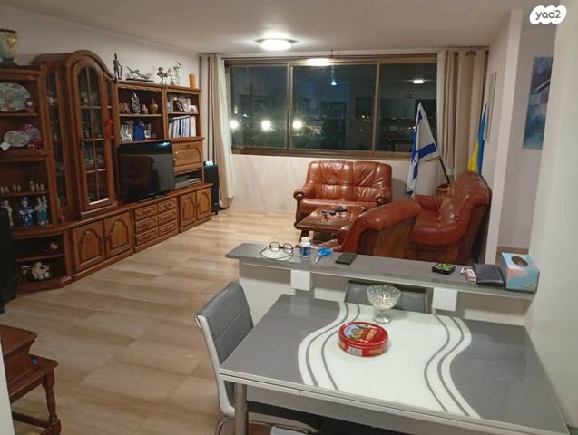 דירה, פעמונית, יפו ד', גבעת התמרים, תל אביב יפו