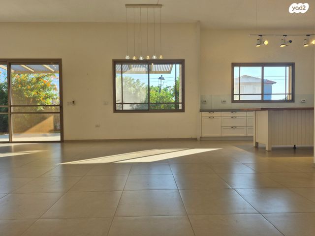 בית פרטי/ קוטג', גן יבנה