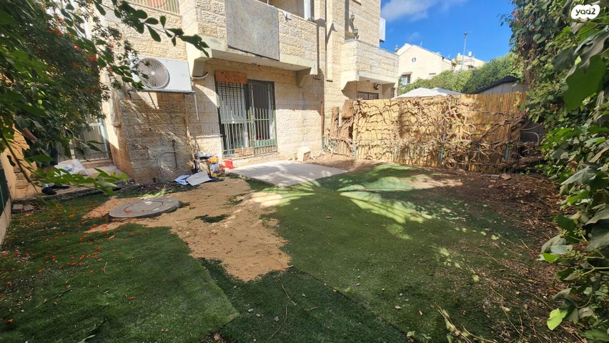 דירת גן, העמק, צור הדסה