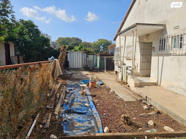 דו משפחתי, אסף שמחוני 38, גבעה א', שביט, קרית אתא