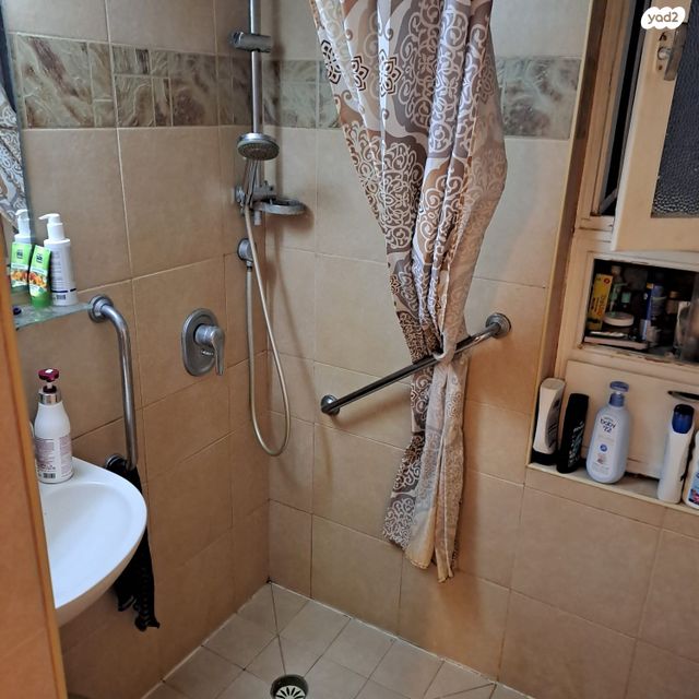 דירה, יחזקאל דנין, לב העיר, בת ים