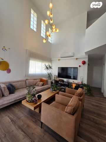 דופלקס, שדרות בן גוריון, נווה סביון, אור יהודה