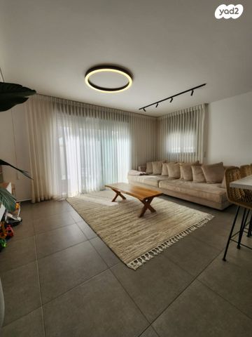 דירת גן, רוזמרין, סיגליות, באר שבע