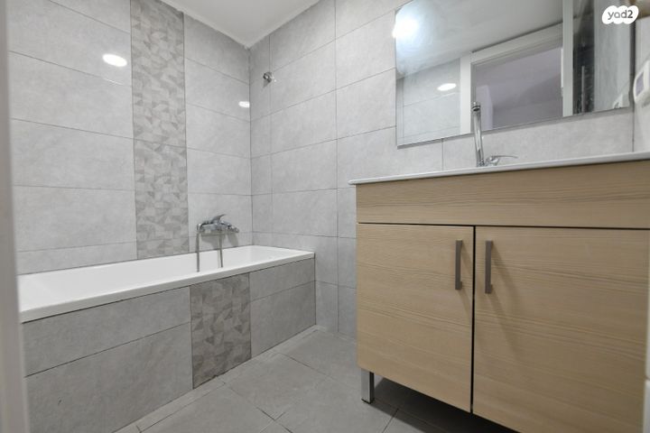 דירה, הזמיר, קרית אונו