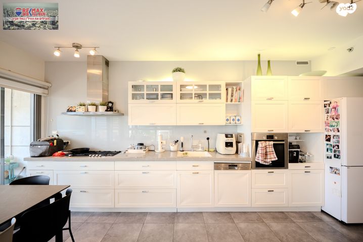 דירה, שדרות ההשכלה 17, ביצרון ורמת ישראל, תל אביב יפו