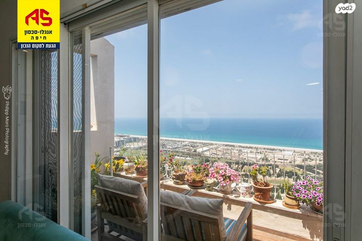 גג/ פנטהאוז, ויצ"ו, כרמליה, חיפה