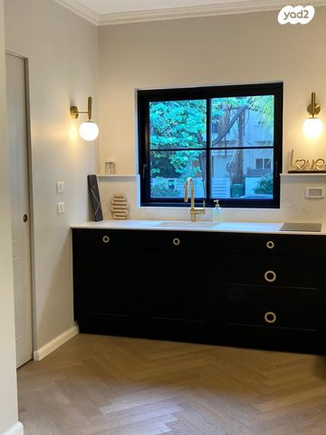 בית פרטי/ קוטג', ועידת קטוביץ', תל אביב יפו