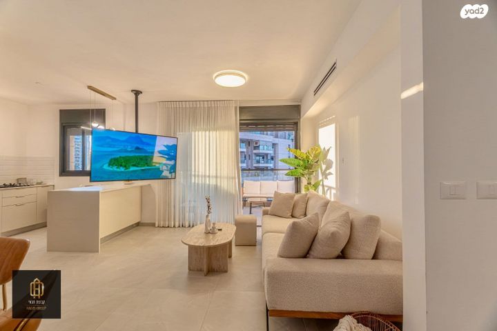 דירה, הברוש, פארק המושבה, באר יעקב