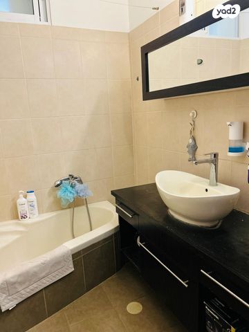 דירה, שלמה קפלנסקי, רמז, מערב ותיק, ראשון לציון