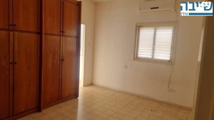 דירה, ישראל אהרוני, א' / צפון מזרח העיר, רחובות