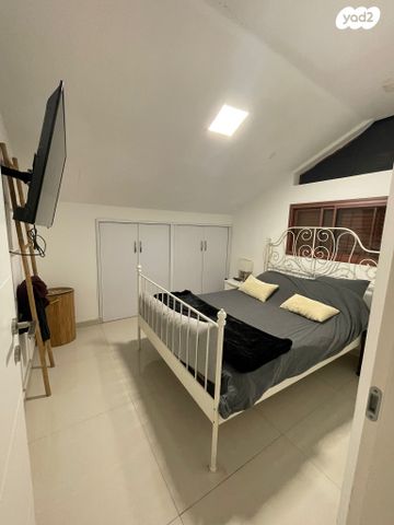 יחידת דיור, עזריקם