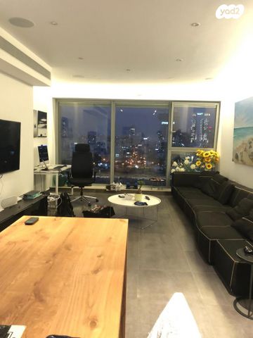 ניסים אלוני 5