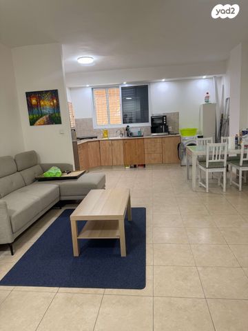 דירה, וייצמן, ארלוזורוב, גבעתיים