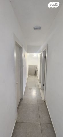 דירה, אברהם אבינו 33, שכונה ד', באר שבע