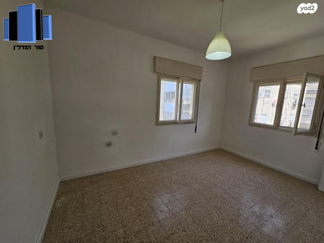 דירה, שדרות הציונות 17, מרכז העיר, קרית אתא