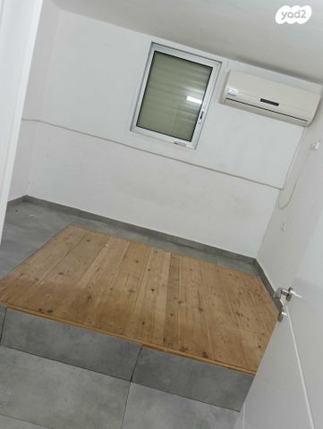 יחידת דיור, קול התור 2, אלקנה, אלקנה