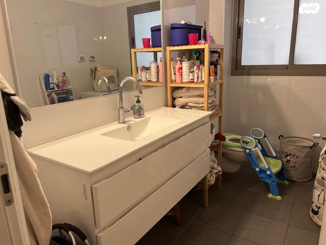 דירה, סירקין 28, פועלי הרכבת, גבעתיים