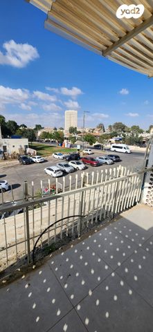 דירה, אברהם אבינו 33, שכונה ד', באר שבע