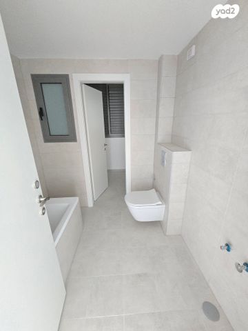 דירה, שיפר, פתח תקווה