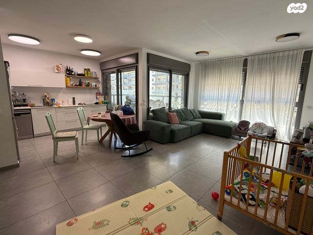 פרופ' יובל נאמן 