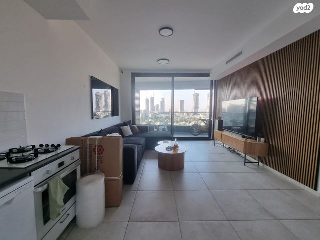 דרך מנחם בגין 158