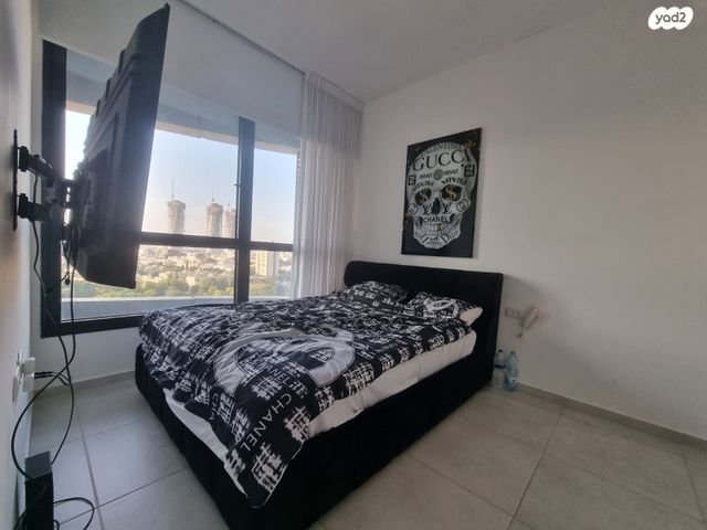 דירה, דרך מנחם בגין 158, מונטיפיורי, הרכבת, תל אביב יפו