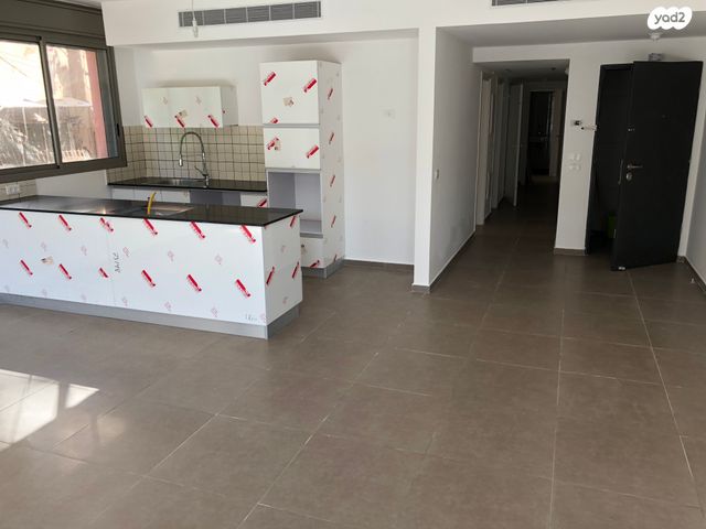 דירה, סירקין 28, פועלי הרכבת, גבעתיים