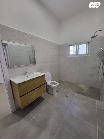 דירה, פבזנר 20, הדר מרכז, חיפה