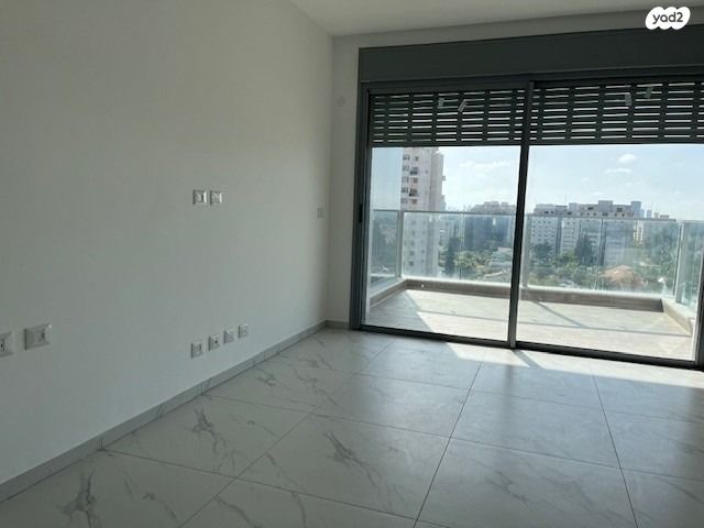 דירה, ש"י עגנון, שיכון רסקו, קרית אונו