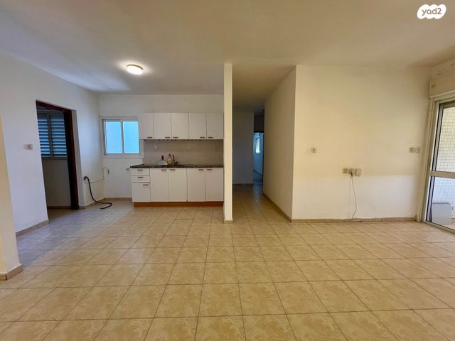 דירה, דוד ברגר 4, ז'בוטינסקי, אשקלון