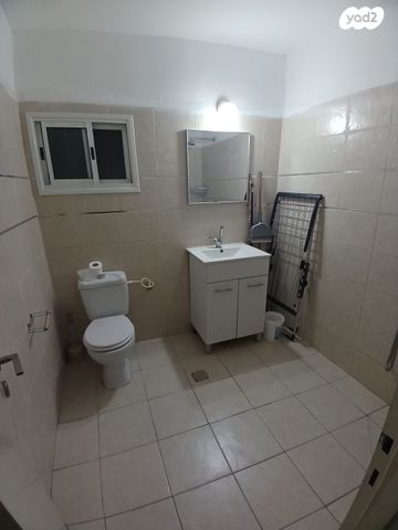 דירה, השומר, שיכון עובדים, טבריה